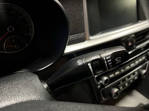 Used 2019 Kia Optima LX image 33