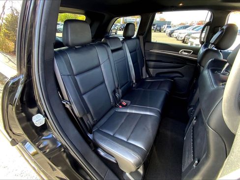 Used 2021 Jeep Grand Cherokee Limited w/ Trailer Tow Group IV image 18