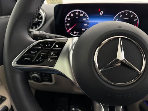 Used 2026 Mercedes-Benz GLA 250 image 16