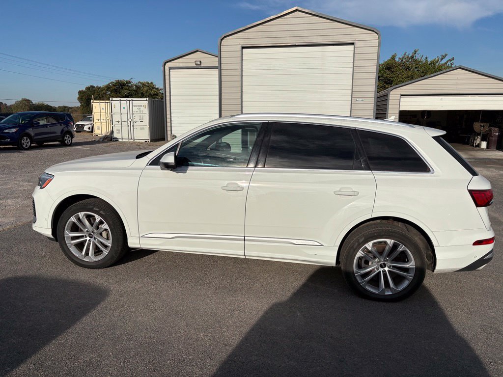 Used 2025 Audi Q7 3.0T Premium Plus AWD/4WD image 8