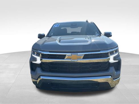 Used 2024 Chevrolet Silverado 1500 LT image 8