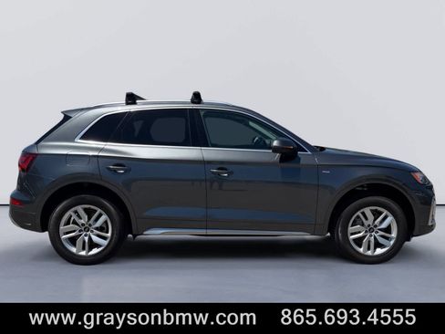 Used 2023 Audi Q5 2.0T Premium AWD/4WD image 2