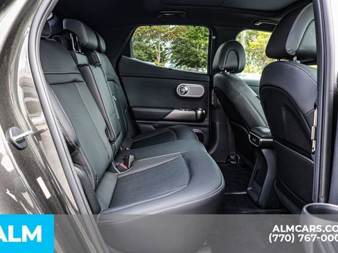 Used 2025 Genesis GV60 Advanced image 23