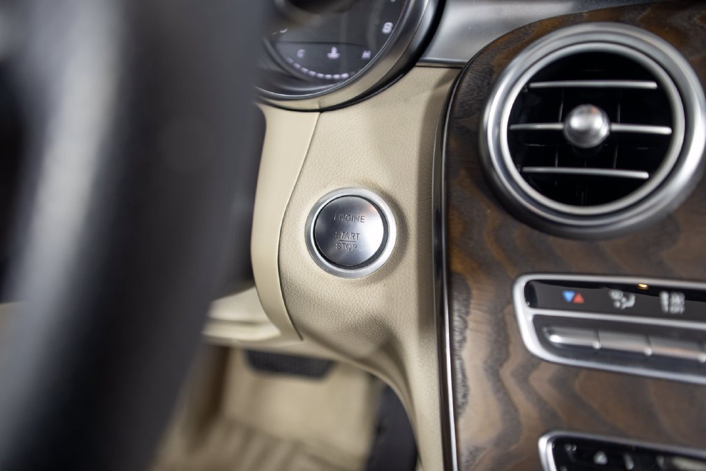 Used 2018 Mercedes-Benz C 300 Cabriolet image 54