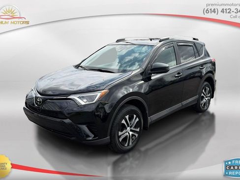 Used 2018 Toyota RAV4 LE w/ All Weather Liner Package image 1