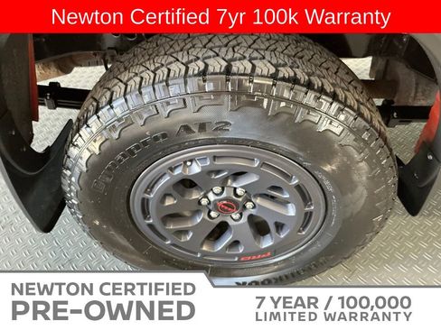 Used 2025 Nissan Frontier PRO-4X AWD/4WD image 42