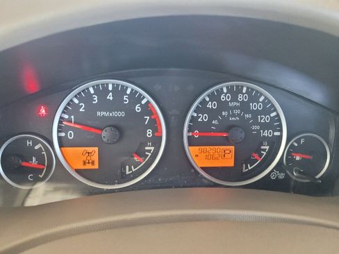 Used 2015 Nissan Frontier SL AWD/4WD image 23