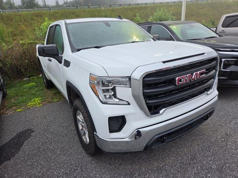 Used 2020 GMC Sierra 1500 4x4 Double Cab w/ Sierra Value Package image 3