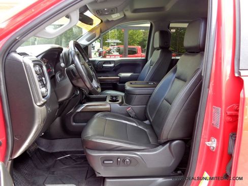 Used 2019 Chevrolet Silverado 1500 LT Trail Boss AWD/4WD image 11