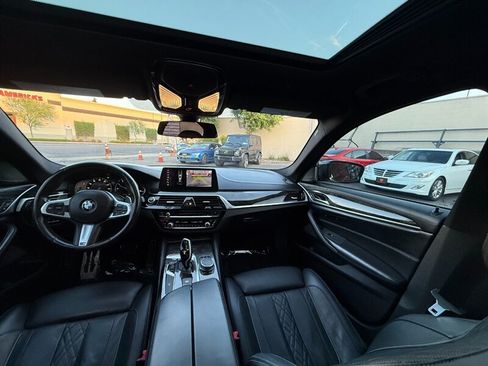 Used 2018 BMW 540i RWD image 31