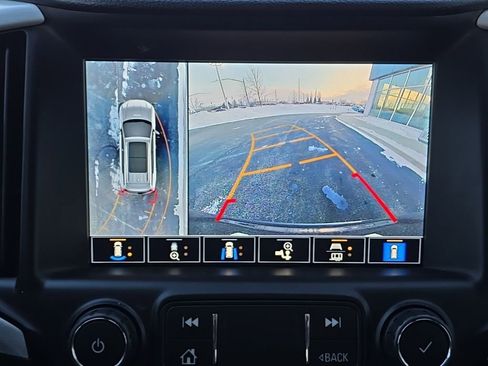 Used 2022 GMC Terrain SLT w/ Infotainment Package II image 43