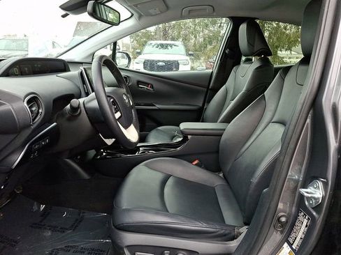 Used 2019 Toyota Prius Prime Advanced w/ Carpet Mat Package image 14