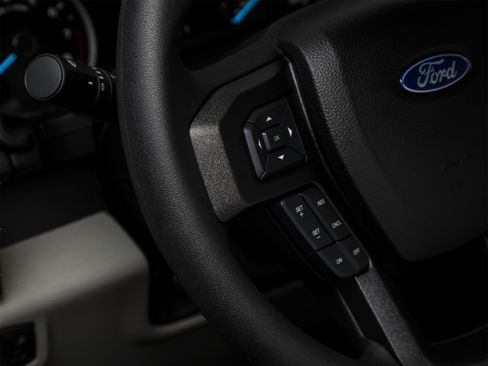Used 2018 Ford F150 Platinum w/ Equipment Group 701A Luxury AWD/4WD image 44