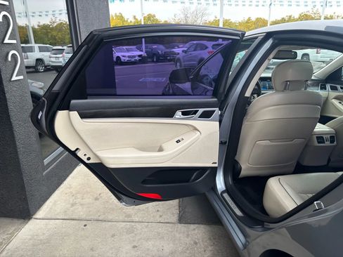 Used 2017 Genesis G80 5.0 Ultimate image 10