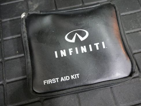 Used 2015 INFINITI QX70 AWD w/ Premium Package image 28