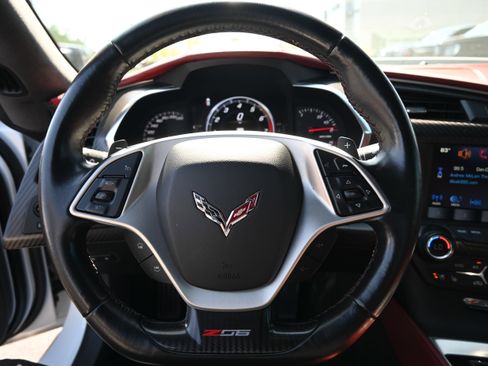 Used 2017 Chevrolet Corvette Z06 image 18