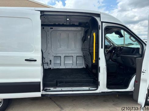 Used 2020 Ford Transit 250 Medium Roof w/ Load Area Protection Package RWD image 26