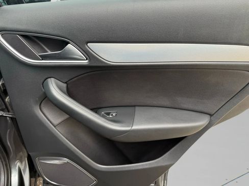 Used 2018 Audi Q3 2.0T Premium Plus w/ Premium Plus Package image 21