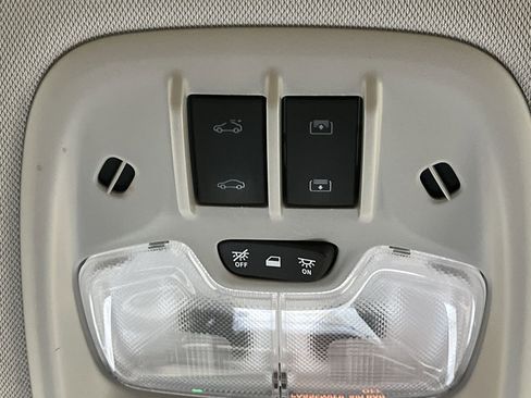 Used 2023 Chevrolet Bolt EUV Premier w/ Sun & Sound Package image 26