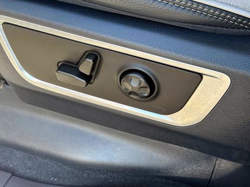 Used 2022 RAM 1500 Limited image 15