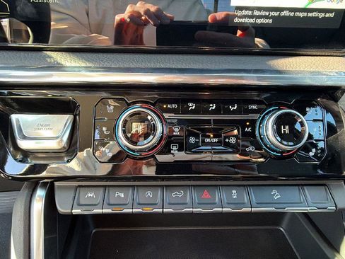 New 2026 GMC Sierra 1500 Denali w/ Denali Reserve Package image 11