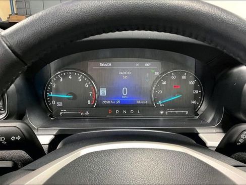 Used 2024 Ford Explorer XLT w/ Equipment Group 202A AWD/4WD image 15