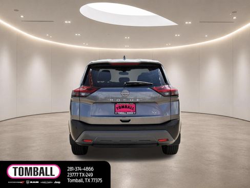 Used 2023 Nissan Rogue SV FWD image 6