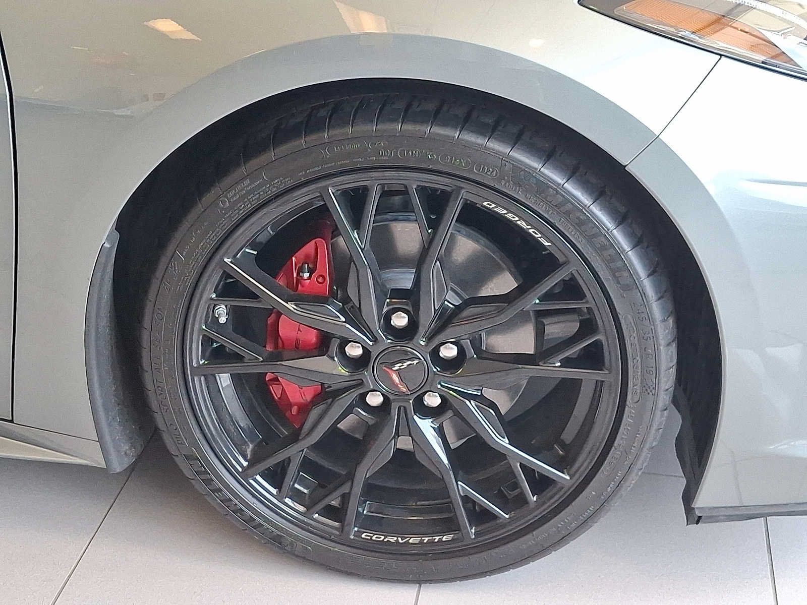 Used 2024 Chevrolet Corvette Stingray Preferred Cpe w/ Battery Protection Package RWD image 8