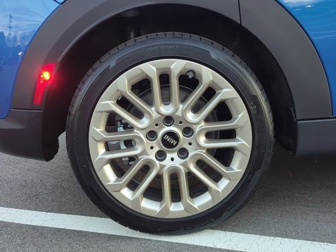 New 2026 MINI Cooper S image 23