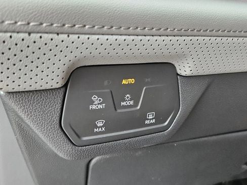 New 2026 Volkswagen Atlas Peak Edition image 29