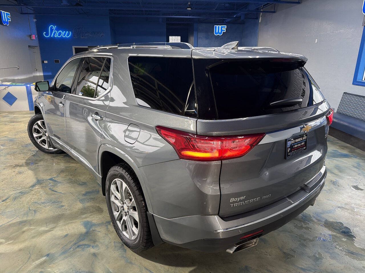 Used 2019 Chevrolet Traverse Premier AWD/4WD image 3