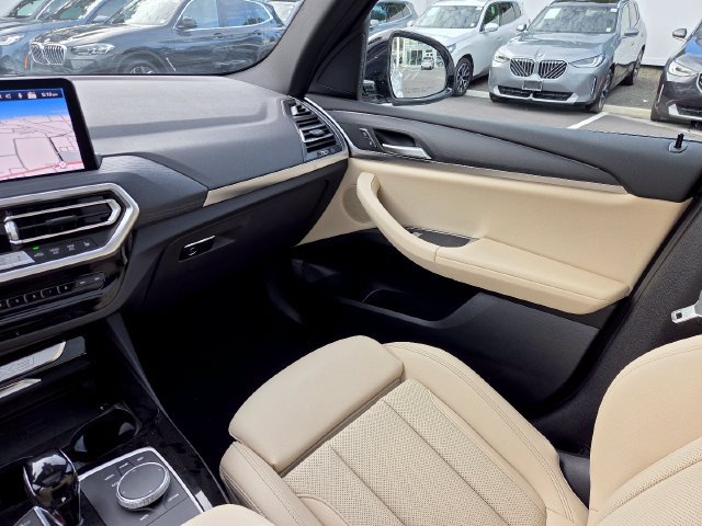 Used 2024 BMW X3 xDrive30i w/ Premium Package AWD/4WD image 16