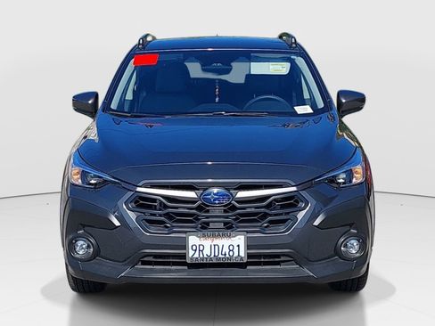 Used 2024 Subaru Crosstrek 2.0i Premium image 2