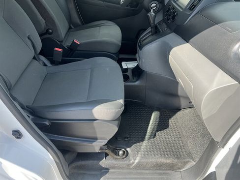 Used 2021 Nissan NV200 SV image 11