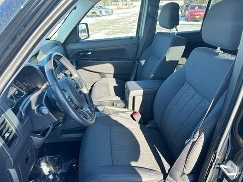 Used 2012 Jeep Liberty Sport w/ Popular Equipment Group image 10