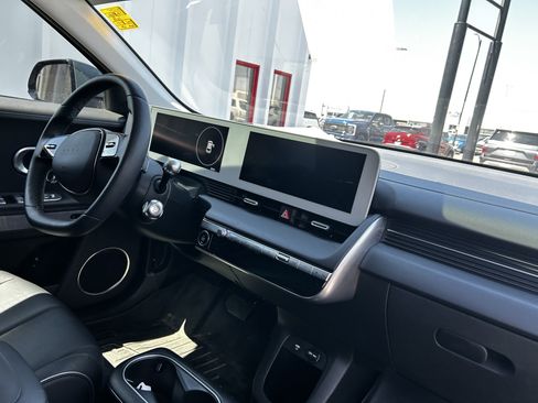 Used 2023 Hyundai Ioniq 5 Limited AWD/4WD image 15