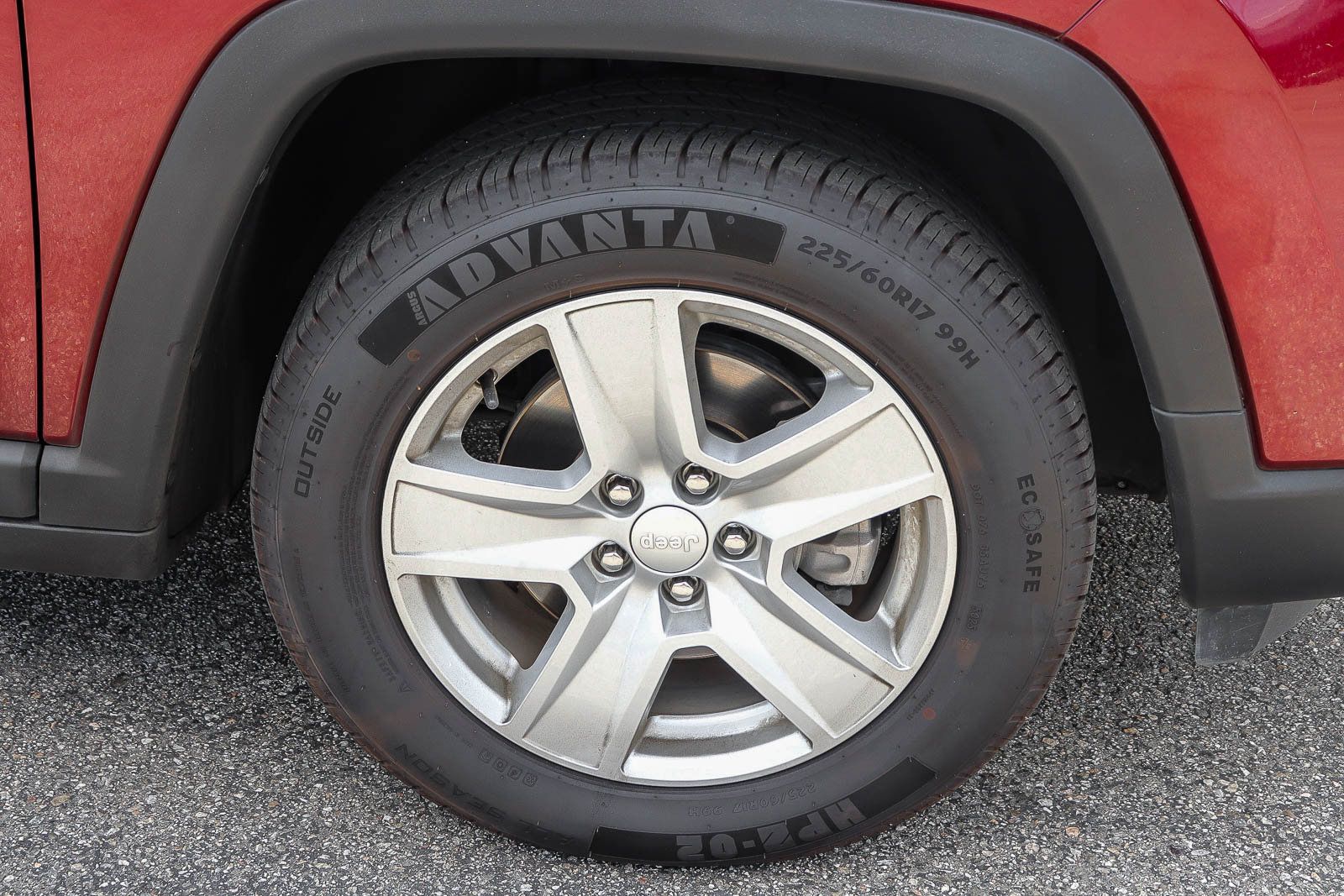 Used 2022 Jeep Compass Latitude FWD image 7