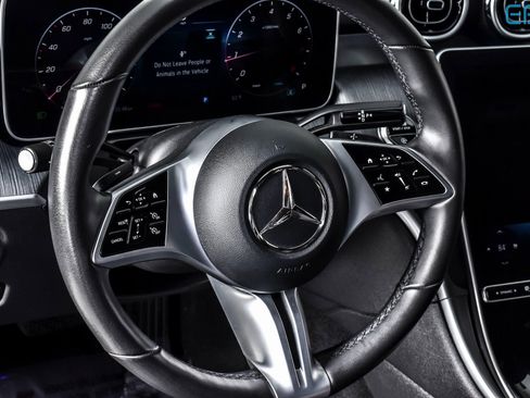 Used 2025 Mercedes-Benz C 300 4MATIC Sedan image 19