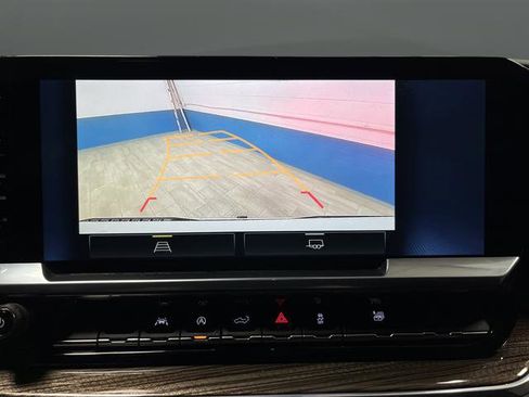 Used 2024 Chevrolet Silverado 1500 RST w/ Protection Package AWD/4WD image 10