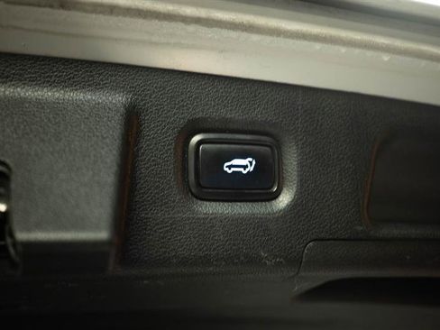 Used 2020 Hyundai Santa Fe SEL w/ Convenience + Premium Package AWD/4WD image 8