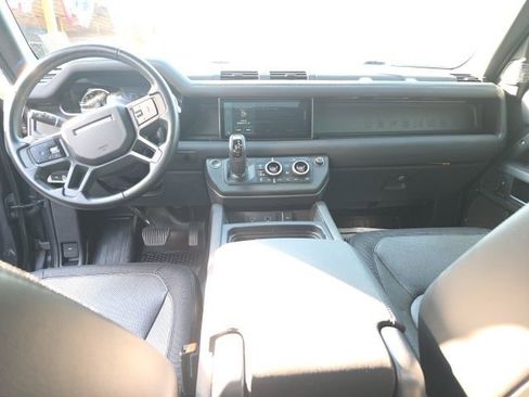 Used 2023 Land Rover Defender 110 X-Dynamic SE image 14