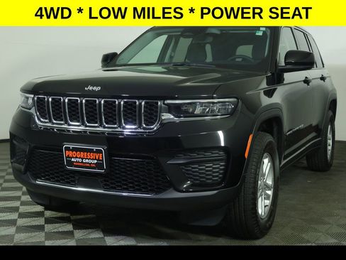 Used 2023 Jeep Grand Cherokee Laredo w/ Trailer Tow Prep Group (B) image 1