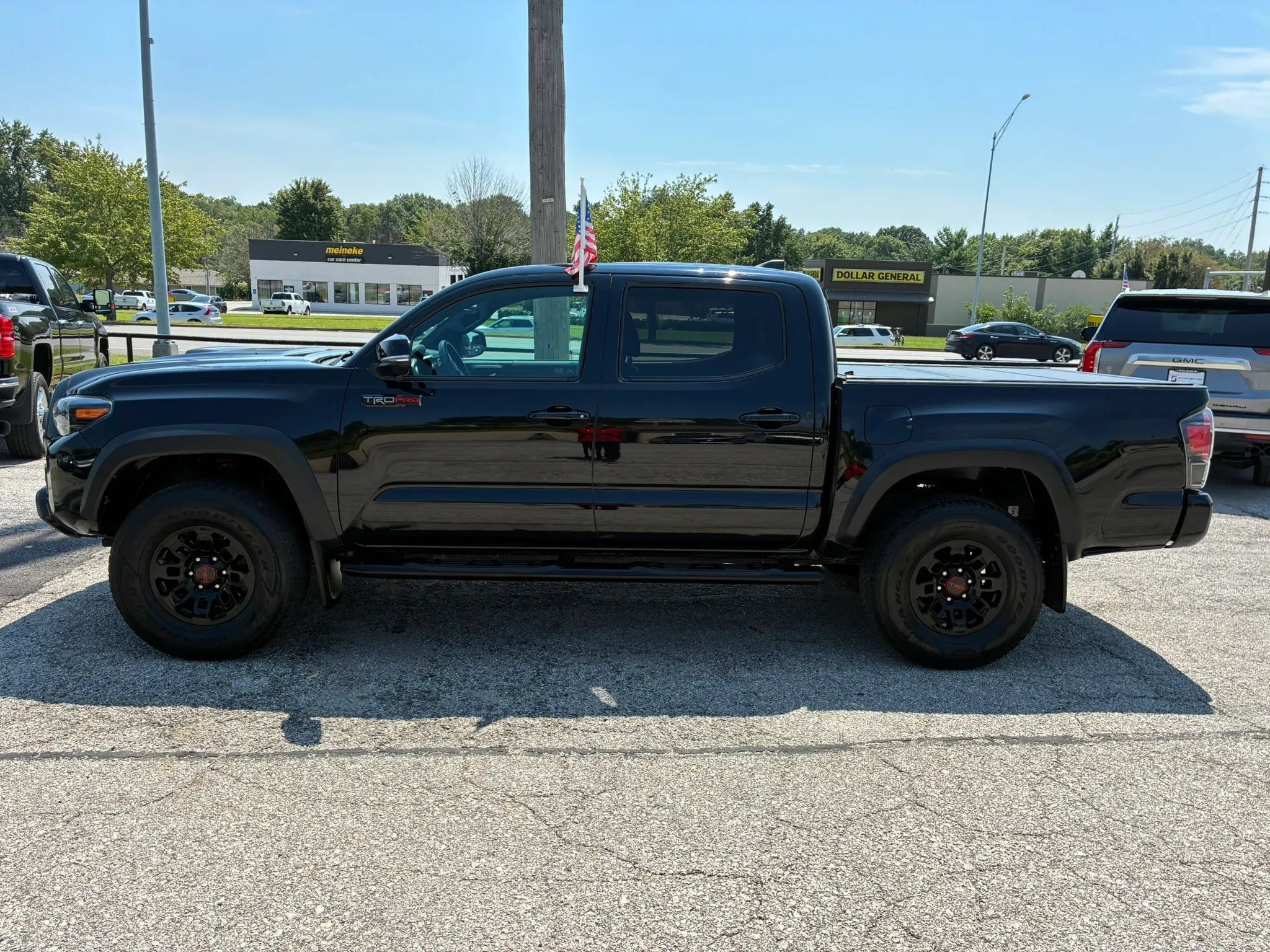 Used 2019 Toyota Tacoma TRD Pro AWD/4WD image 4