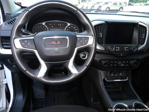 Used 2019 GMC Terrain SLE w/ Driver Convenience Package FWD image 15