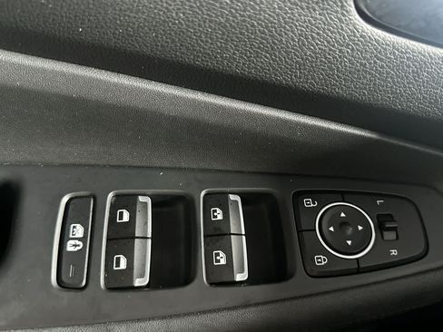 Used 2023 Hyundai Santa Fe SEL FWD image 17