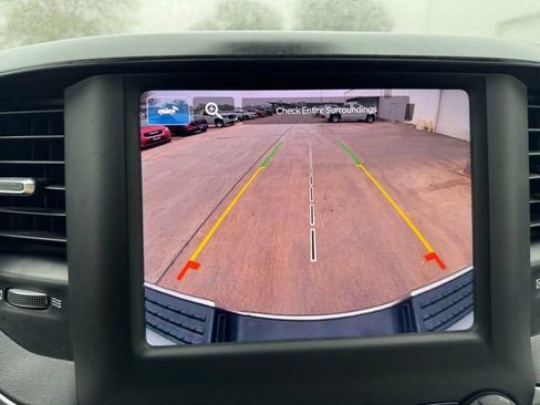 Used 2022 RAM 3500 Big Horn image 10