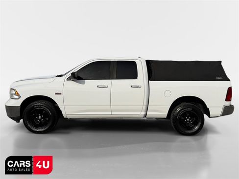 Used 2017 RAM 1500 Classic SLT image 4