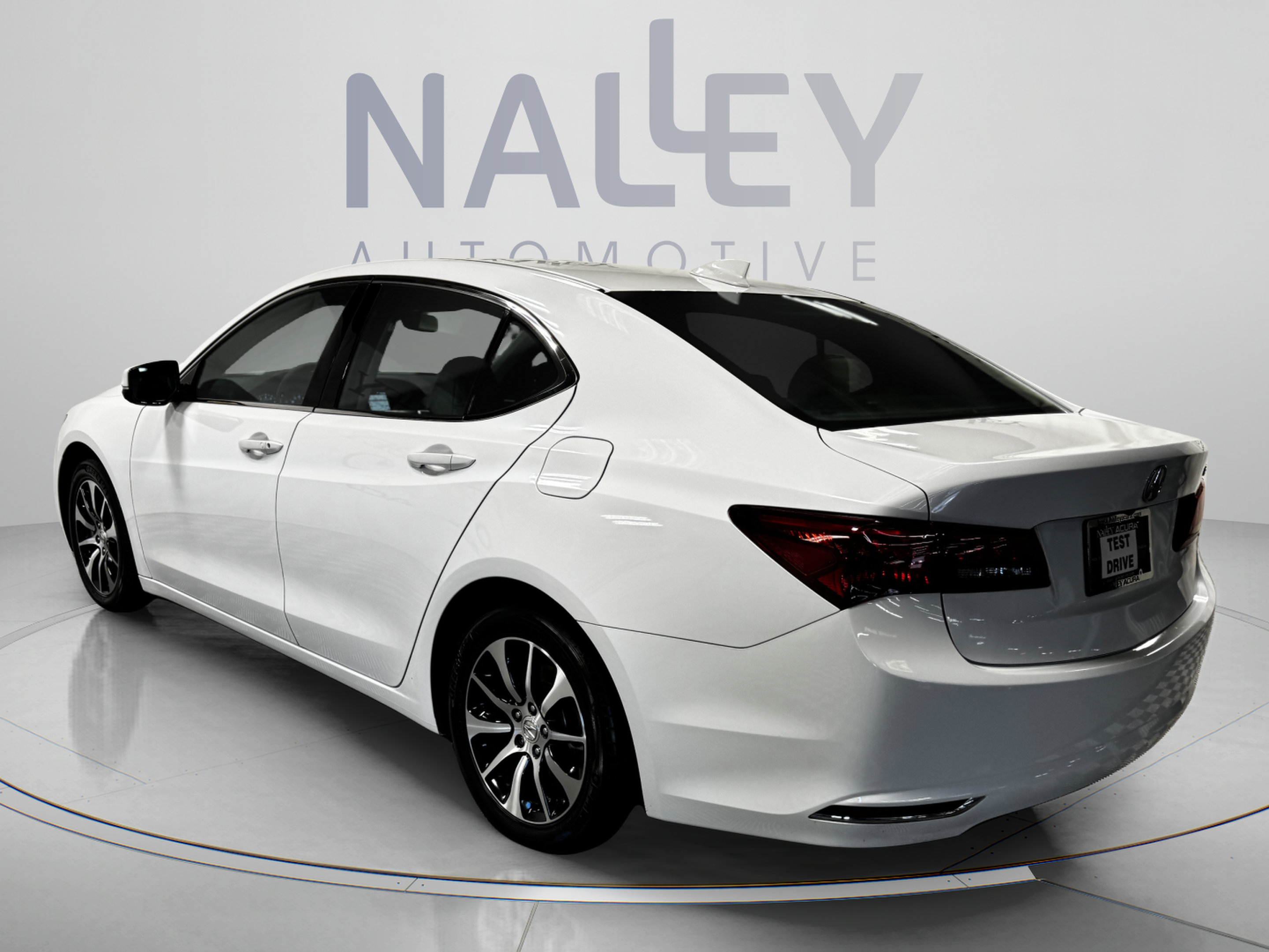 Used 2017 Acura TLX w/ Technology Package FWD image 5