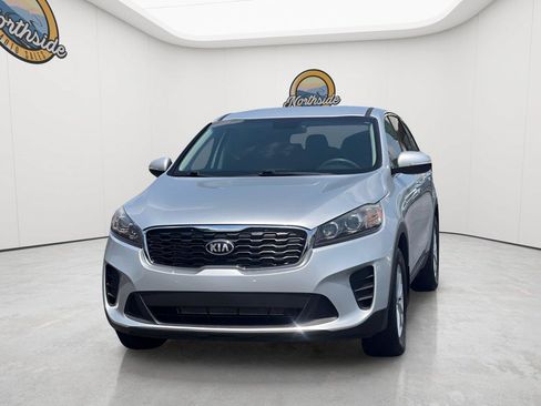 Used 2020 Kia Sorento LX FWD image 1