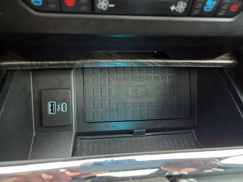 Used 2020 Ford Expedition Max Limited AWD/4WD image 34